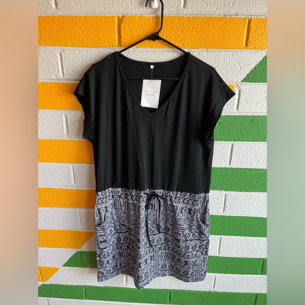 Black and White Patterned Women's Dress